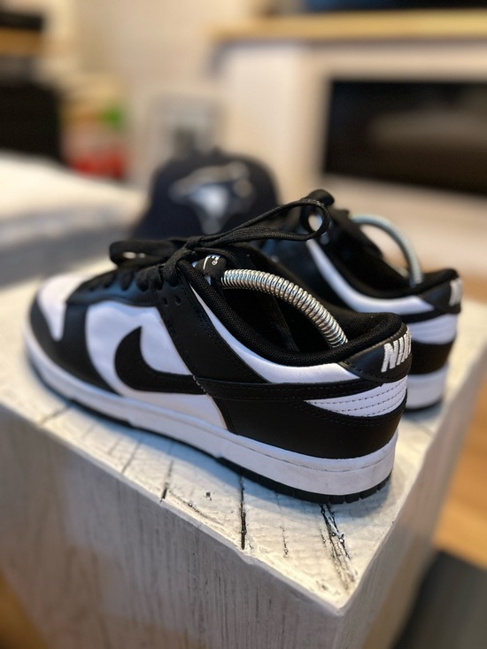 Nike Dunks Pandas size 8 - Picture 4 of 5